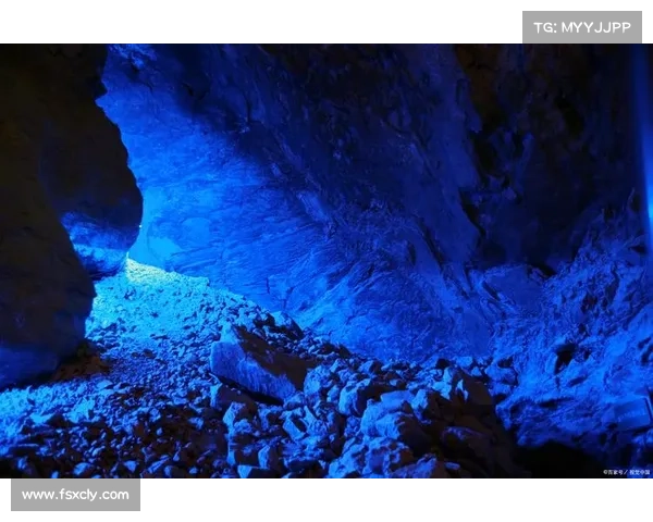 烈焰深处的探险之旅揭开火焰之地的未知秘密